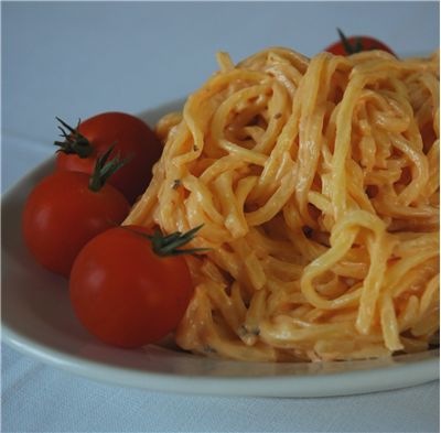 Spaghetti and Tomatoes